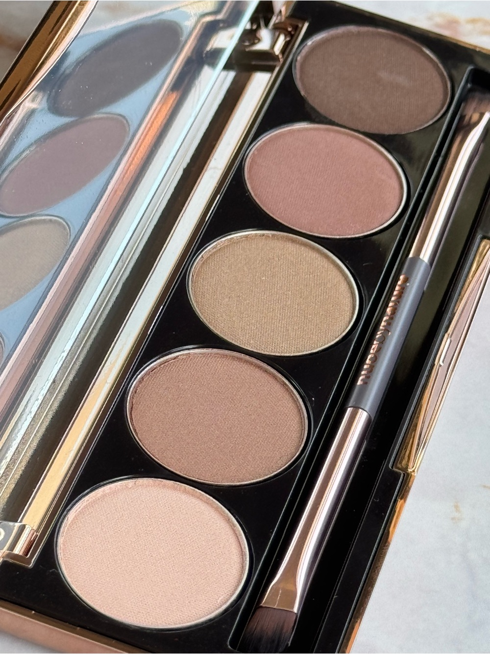 Nude By Nature NATURAL ILLUSION Eyeshadow PALETTE In 01 Classic Nude - Picture 8 of 11